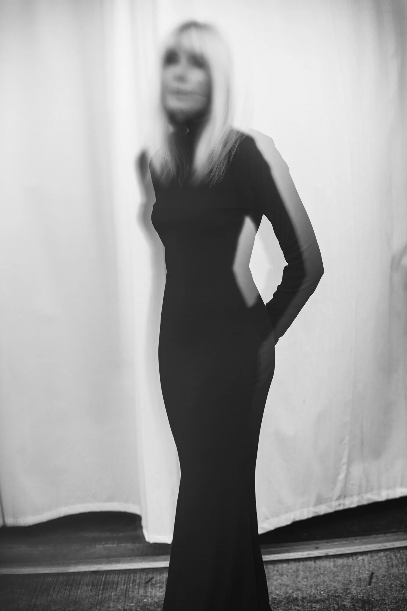 About — Lindsay Ellyn